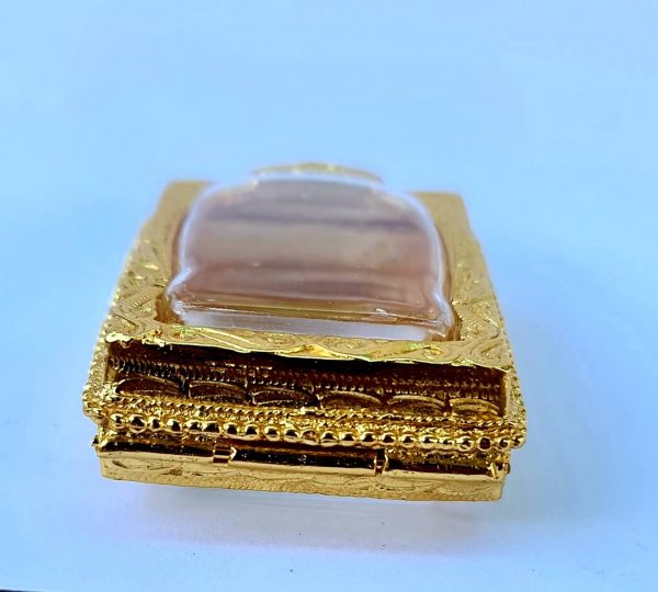 กรอบพระสมเด็จไข่ปลาพ่อแก้ว 2.5 สีทอง ขนาด 28*40*7.1 mm.-A15-1 - Image 3
