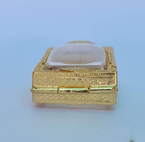 กรอบพระสมเด็จมาตรฐาน CH1 เก่า สีทอง A01-1  ขนาด 27*38*6.8 mm. - Image 4