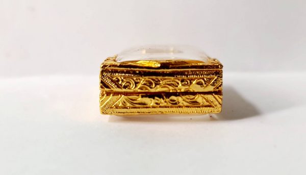 กรอบพระสมเด็จตรีมูรติเก่า สีทอง A-20  ขนาด 28*40*8.3 mm. - Image 3