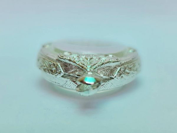 กรอบพระไข่พ่อแดง สีเงิน ฺB07-1 ขนาด 28*40*6.5 mm. - Image 2