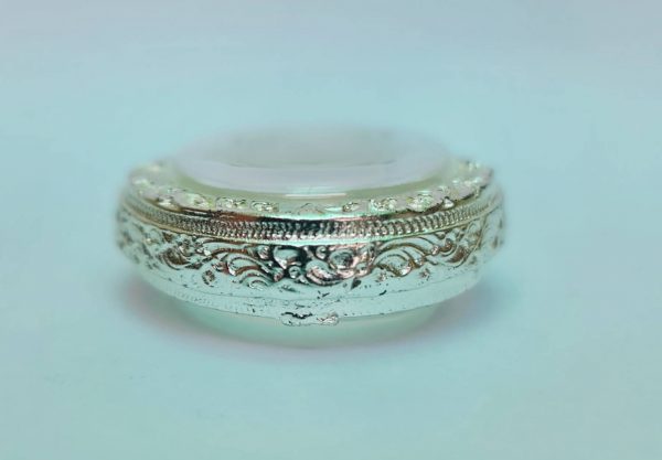 กรอบพระไข่พ่อแดง สีเงิน ฺB07-1 ขนาด 28*40*6.5 mm. - Image 3