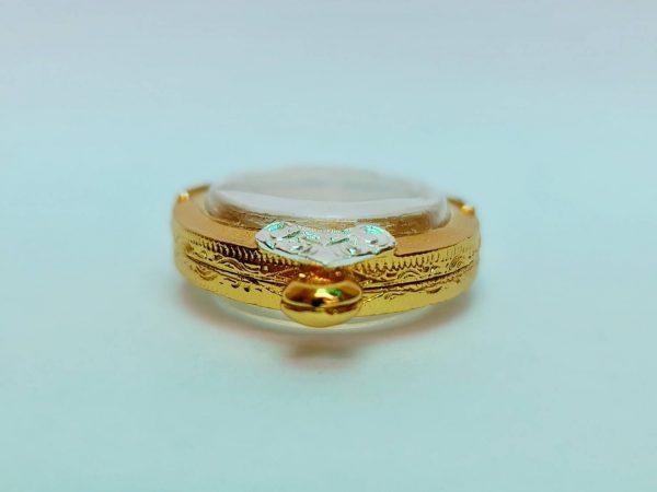 กรอบพระไข่พ่อแดง  สีทองเงิน ฺB06-4 ขนาด 28*38*4.4 mm. - Image 2