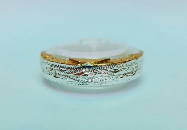 กรอบพระไข่พ่อแดง  สีเงินทอง B06-3 ขนาด 28*38*4.4 mm. - Image 4