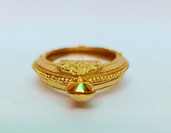 กรอบพระเหรียญพ่อชื่่น สีทอง ฺB05 ขนาด 27*37*4.7 mm. - Image 2