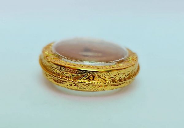 กรอบพระเหรียญไอ้ไข่จัมโบ้  สีทอง B08 ขนาด 30*42* 5.3 mm. - Image 3
