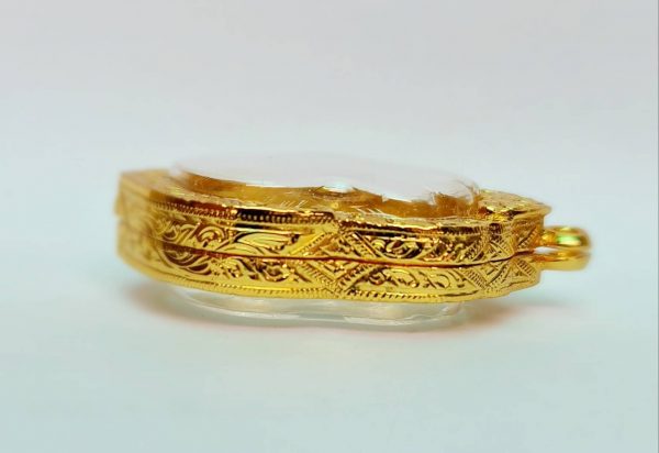 กรอบพระเสมาพ่อพัฒน์ สีทอง - V02 ขนาด 30*40*8 mm - Image 3