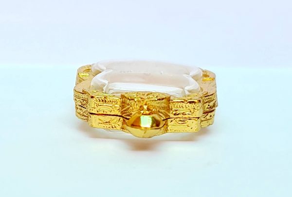 กรอบพระเสมาใหญ่ สีทอง Q05 ขนาด 3.0*4.4*0.5 cm. - Image 2