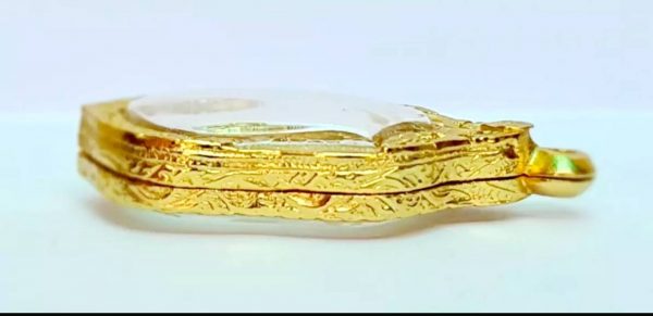 กรอบพระ เสมาปู่ทิม สีทอง -Q06 ขนาด 2.5*4.4*0.5 cm - Image 3