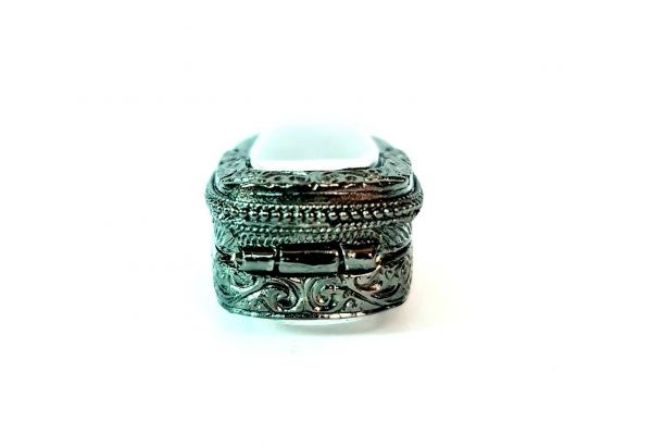 กรอบพระ เม็ดขนุน สีดำ M04-2 ขนาด 1.8*4.4*0.8 cm. - Image 4