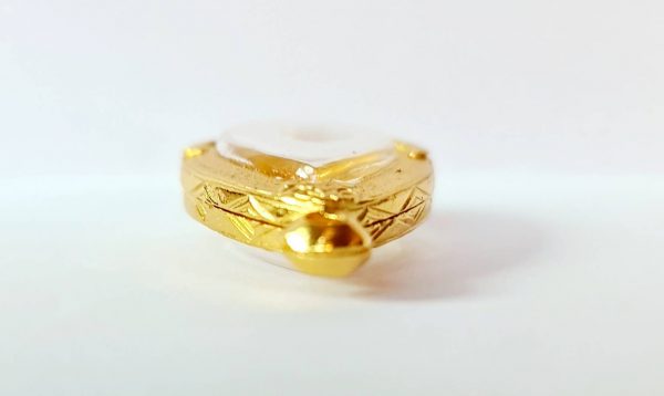 กรอบพระหยดน้ำกลาง สีทอง - J02 ขนาด 1.6*2.3*0.4 cm. - Image 3