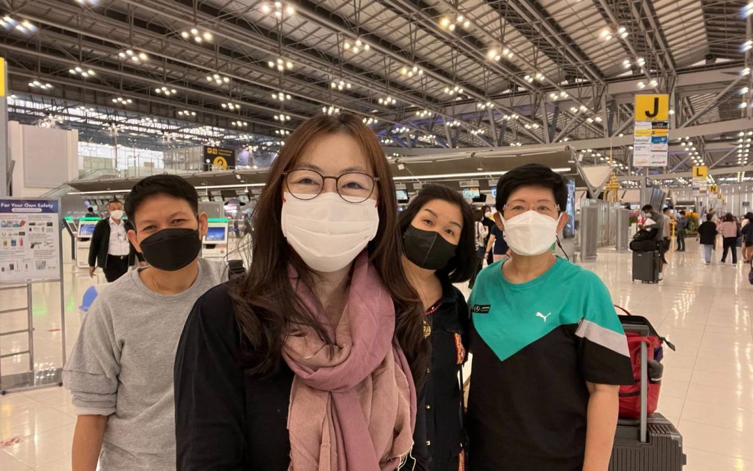 – ทริปยุโรป เที่ยวเอง เยอรมัน เช็ก ออสเตรีย 8-19 เม.ย.65 ตอนที่ 2  เช็คอินรอขึ้นเครืองที่สุวรรณภูมิ